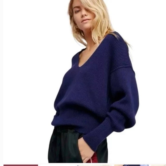 Free People Sweaters - Free People Allure V neck Pullover in Navy